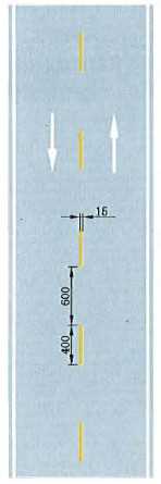 可跨越对向车行道分界线