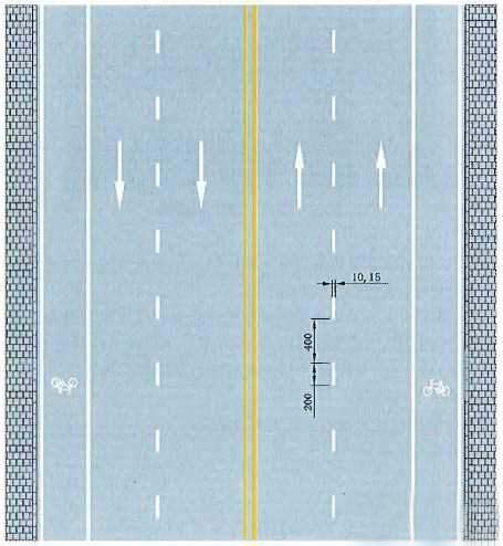 可跨越同向车行道分界线